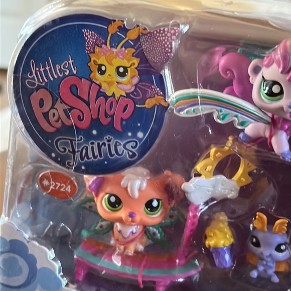 Hasbro Toys 21 Littlest Pet Shop Fairies Shimmering Sky Candy Cloud